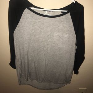 Baseball tee
